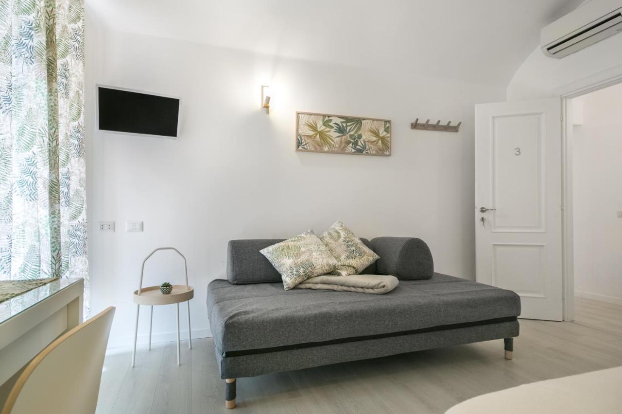 White Candia Guesthouse Roma Eksteriør bilde