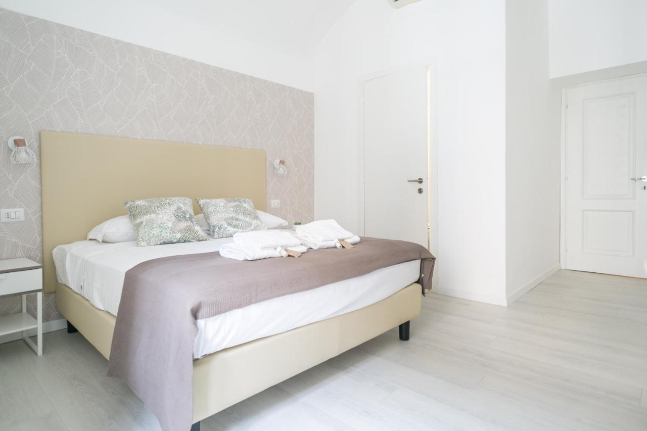 White Candia Guesthouse Roma Eksteriør bilde