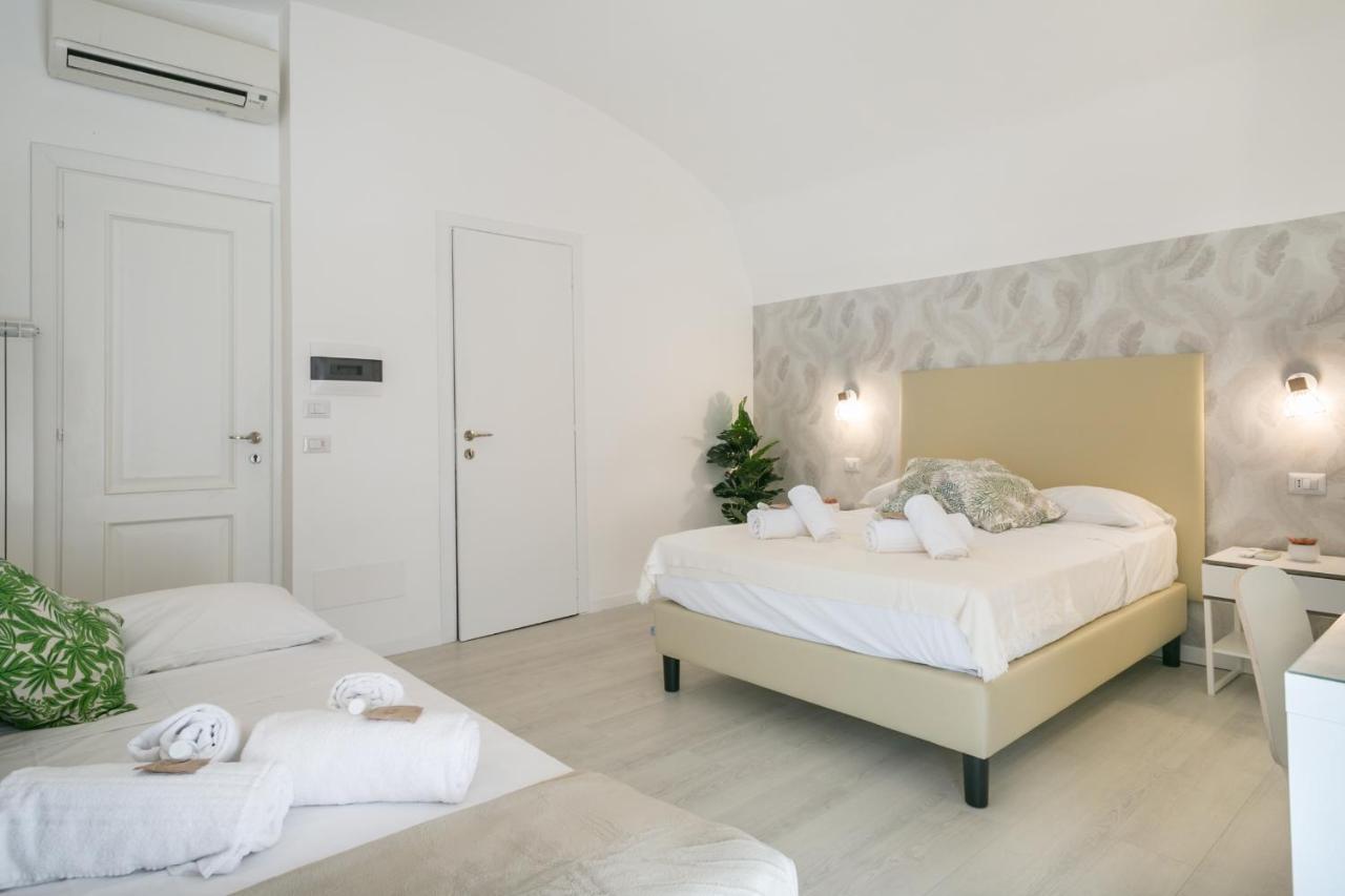 White Candia Guesthouse Roma Eksteriør bilde